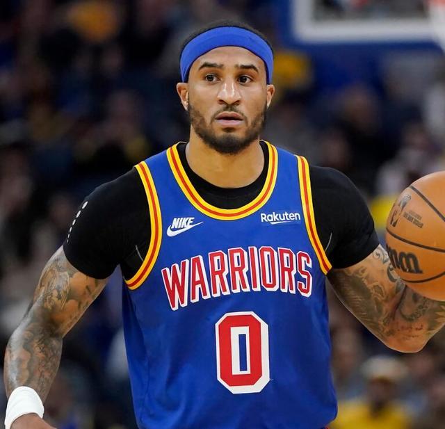 魔术内线大将在欧锦赛中展现出色状态，面对西班牙依旧表现稳定