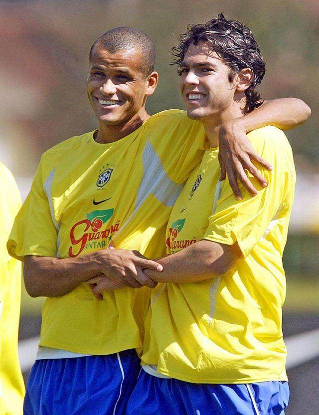 牢牢掌控了 牢牢掌控了